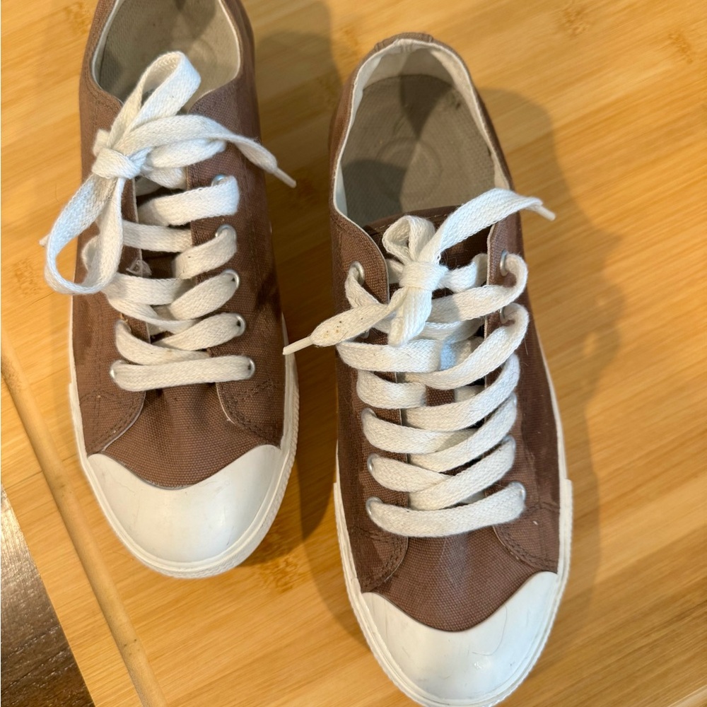 Brown Canvas Sneakers with White Laces